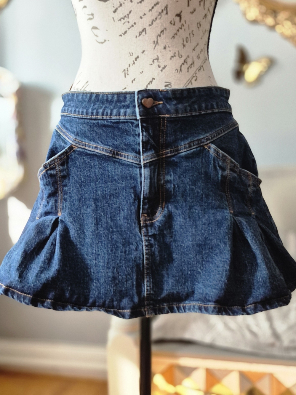 Celebrity Pink Coastal Cowgirl Dark Blue Denim Mini Skirt Medium